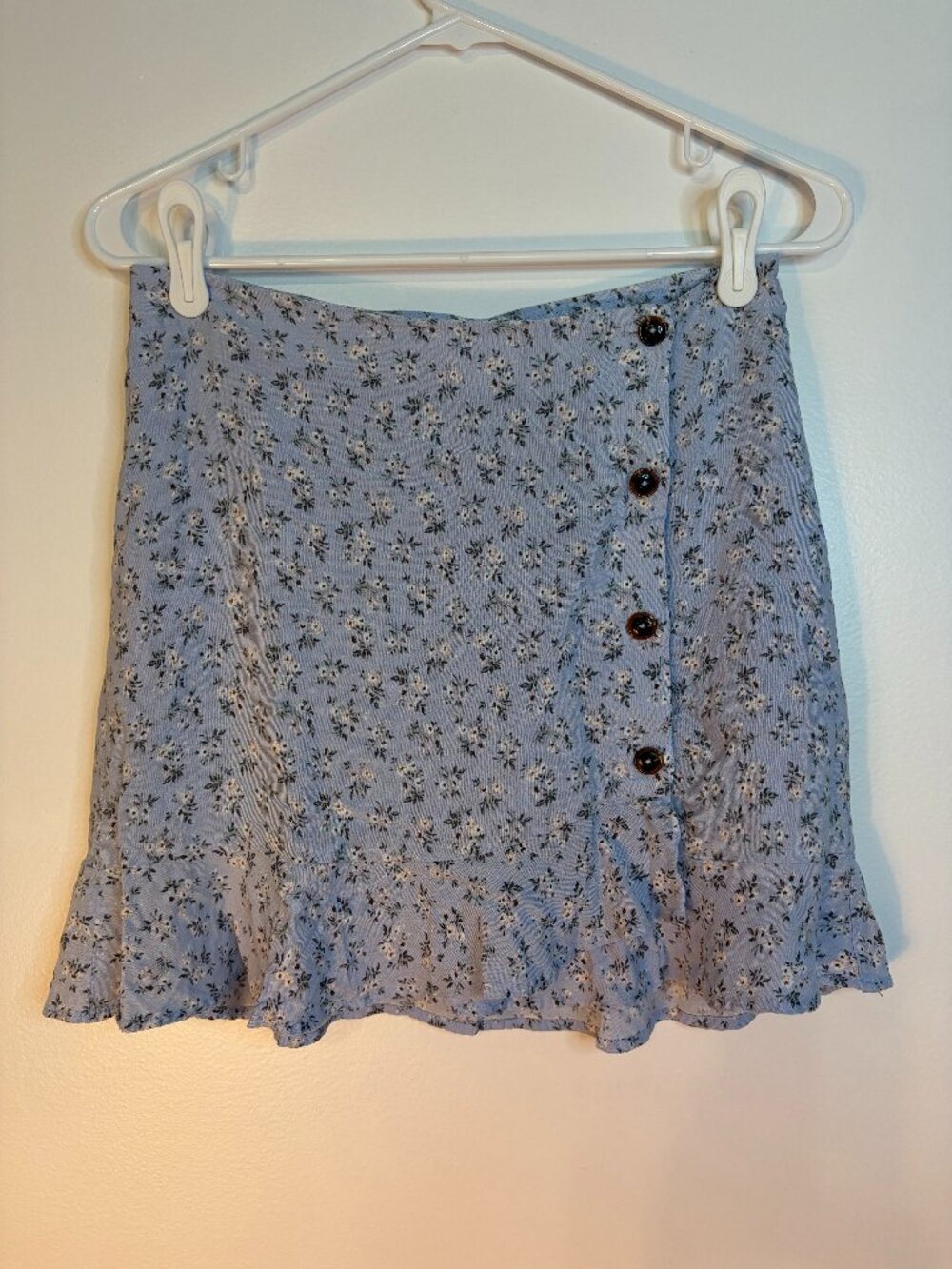 Holister Ultra High-Rise Light Blue Floral Pattern Skirt
